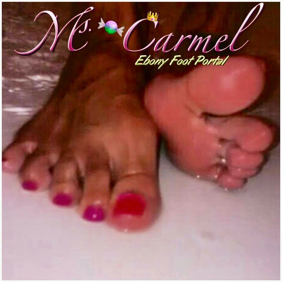 carmeltoes:  Love my pinks #EFP #efpelitemodels #thenewebonyfootportal #ebonyfeet