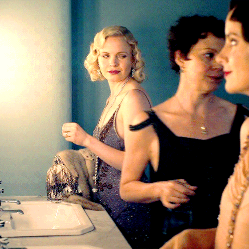 Favorite Linda Shelby Looks (Series 4) Pt. 1 | Dedicated To @retromafia