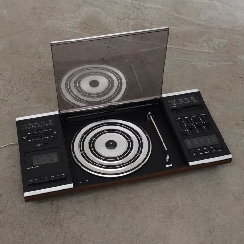 haverst:  Bang &amp; Olufsen, Beocenter 2000 Hi Fi System, 1979-1981sourceHaverst on Instagram