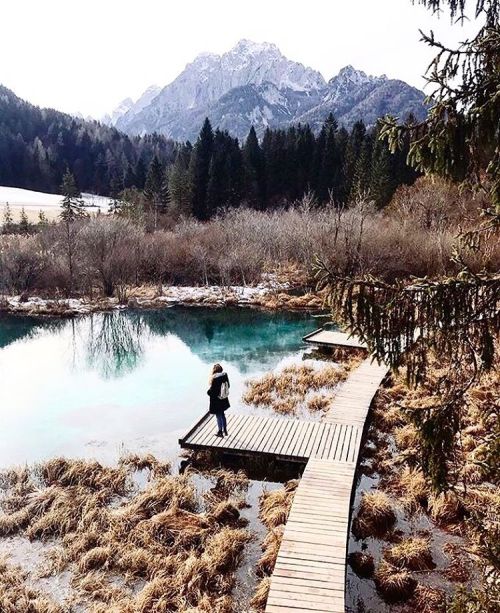 Wanderlust via @jasnajarc ☆ #frachella #backpack #silver #fashion #asosmarketplace #etsy #nature #ze