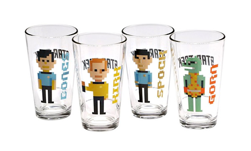 lovely-trek:(The Trek Collective: This (last) month: April 2015’s Star Trek releasesから)