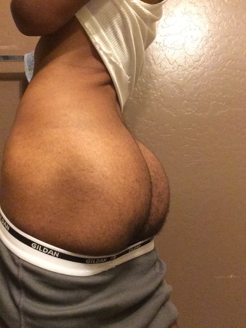 goodtime54:  lightskinnedboys:  Those lumps  Damn that’s nice 🍆