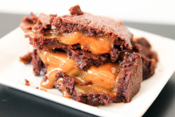 fullcravings:  Caramel Filled Brownies