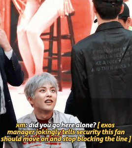 sefuns:Sehun sunbaenim supporting his CBX juniors ♡ // 180422 CBX Goyang Fansign ↳ (video, tr:&