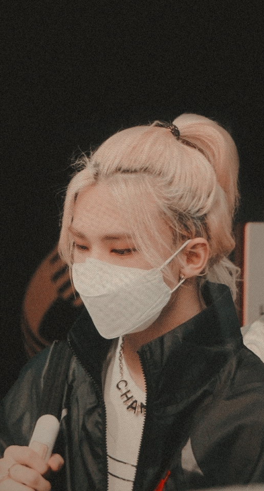 Hyunjin Lockscreens!! Please Like Or Reblog If You Save It!!