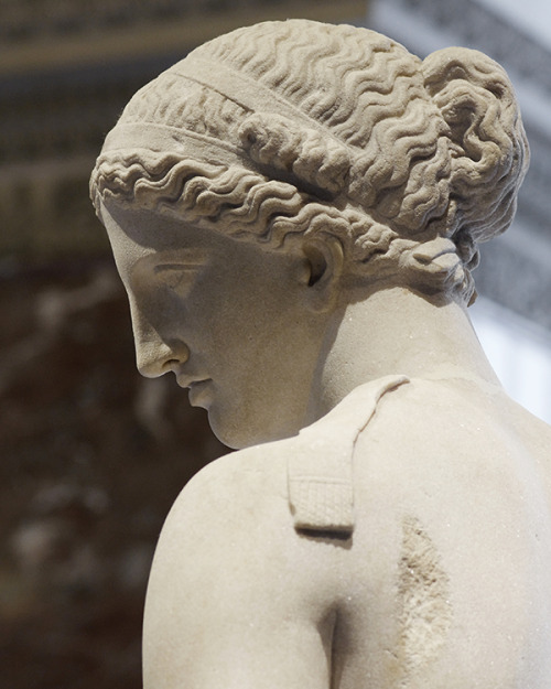 jopenb:Statue of Aphrodite, known as the Venus of Arles. Hymettus marble, Roman artwork, imperial pe