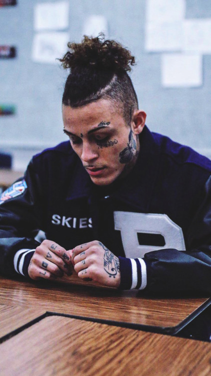 LIL SKIES | HYPESCREENS | INSTAGRAMLIKE//REBLOG IF USE ONE