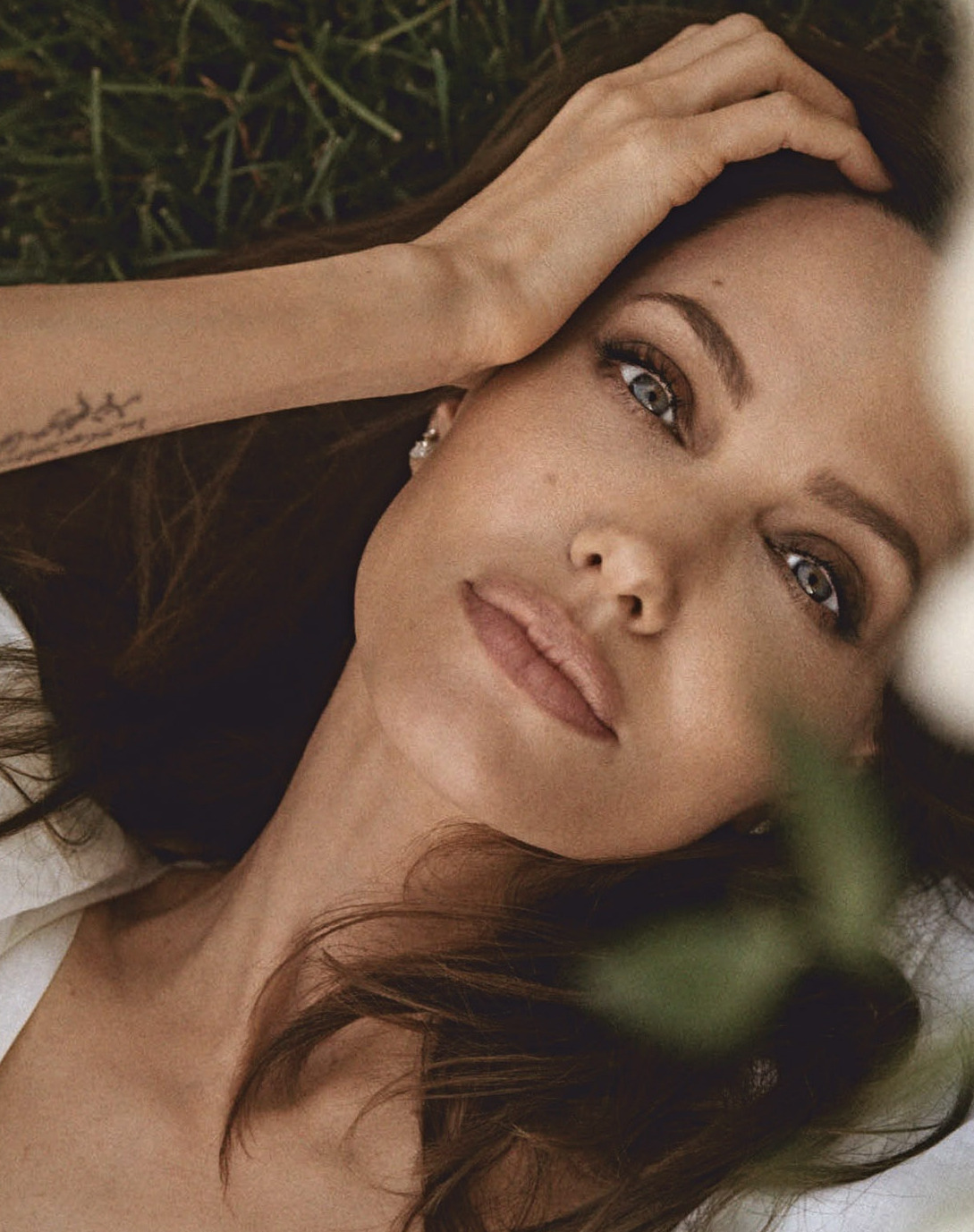 Hot and Funny Women — le-jolie: Angelina Jolie photographed by Lachlan...