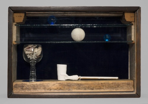 aic-modern:Soap Bubble Set, Joseph Cornell, 1948, Art Institute of Chicago: Modern ArtA soap bubble 
