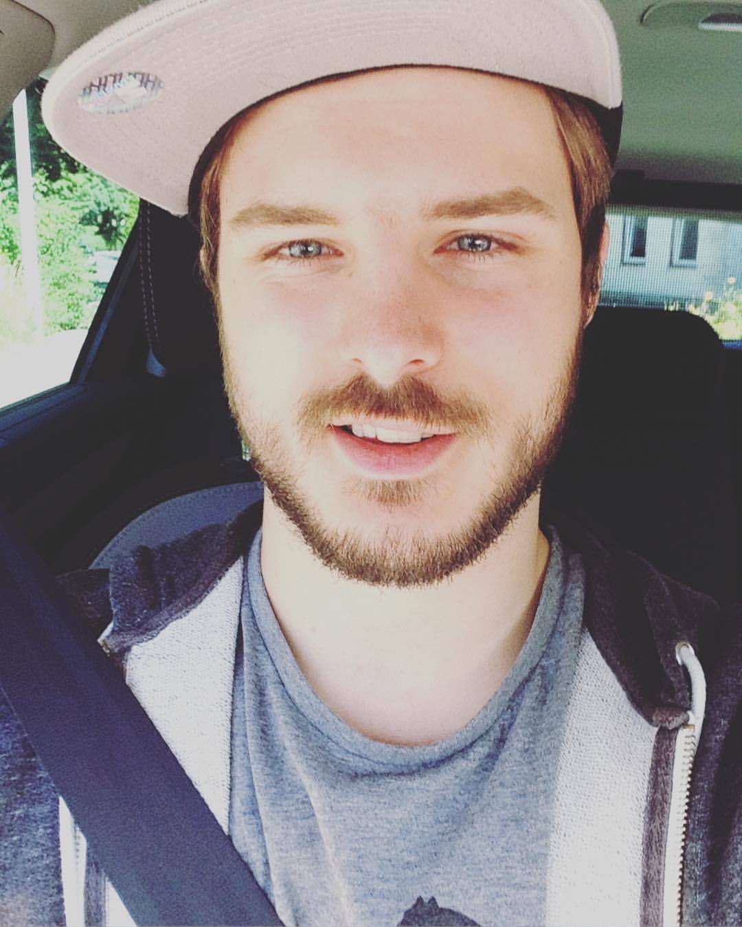 bearston:  #bearscubsandbeards #picoftheday #instagood #gaybear #selfienation #guyswithbeards