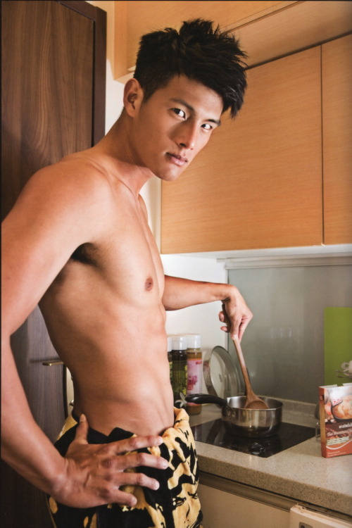 infinitegasians:  BEAST MAN - 李漢城