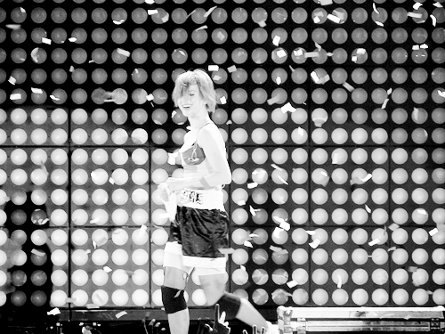 fueledbyparamore:  MONUMENTOUR June 25th - Toronto, ON