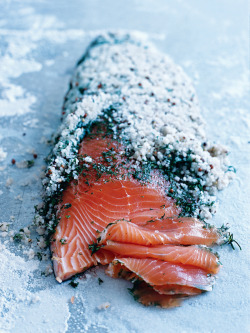 upknorth:  Nordic Flavours Dill And Salt Cured Salmon via upknörth