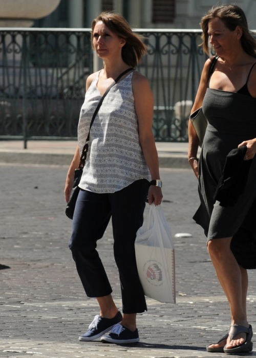 Remember her? Damn she has some big nipples.