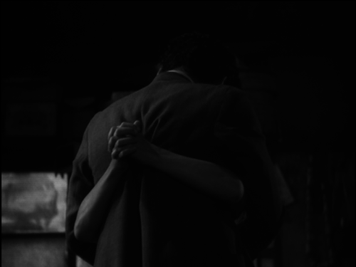 nihil1666:  A hen in the wind [Yasujiro Ozu, 1948] 