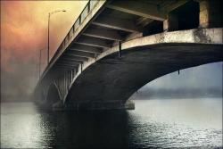 nobody-ma:  Bridge in Fog by Roumi 