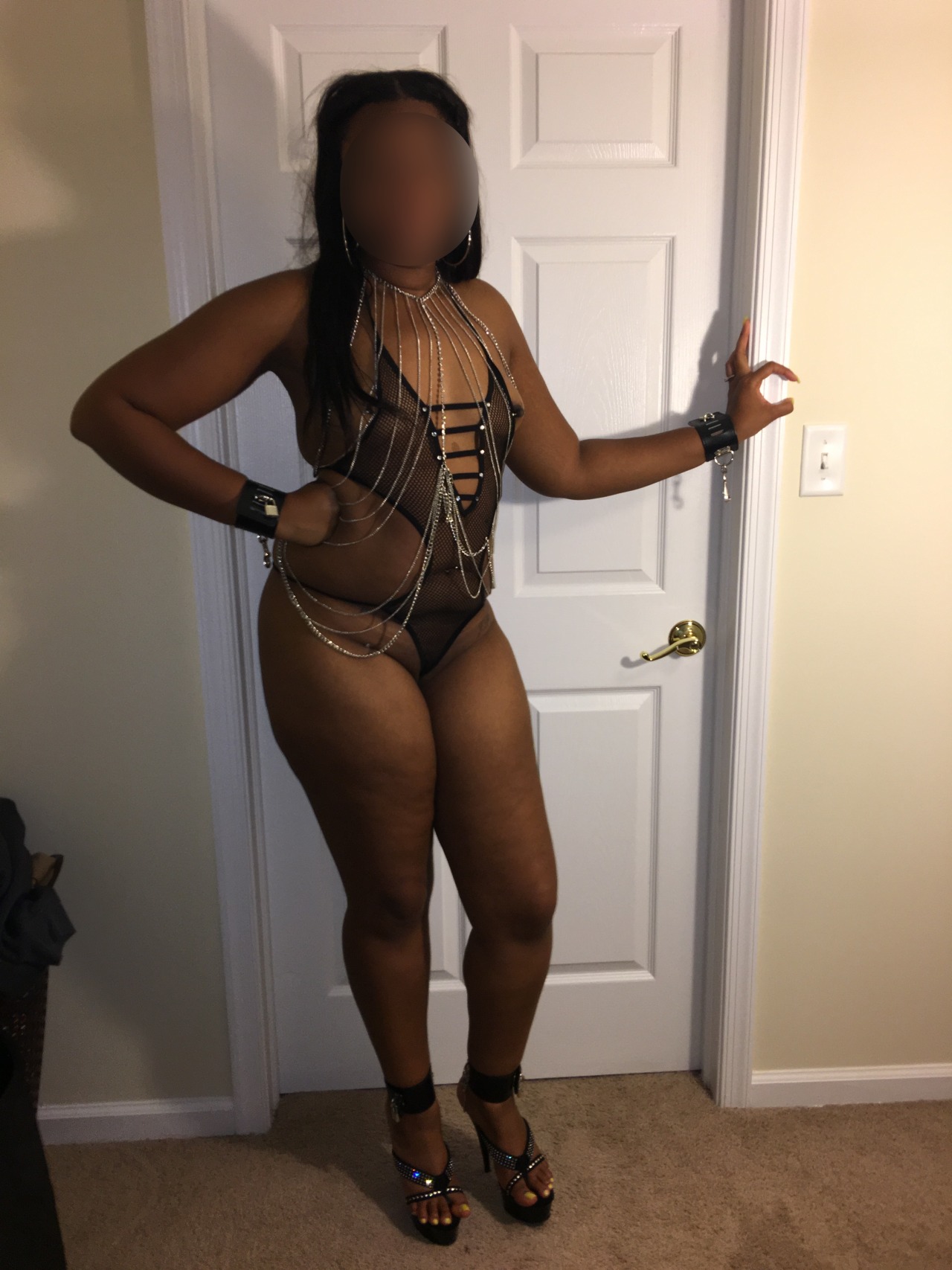 ablackthot:If you let dick run your life, you will end up like her.