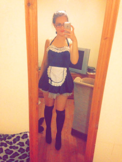 nanciepancy-x:  Happy Halloween! I wish I could wear this all the time :P