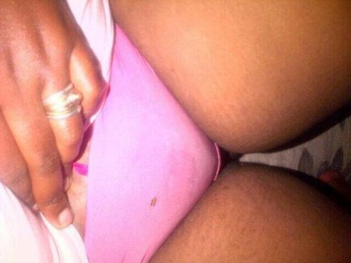 bushyheaven: Good tight pussy….yummy