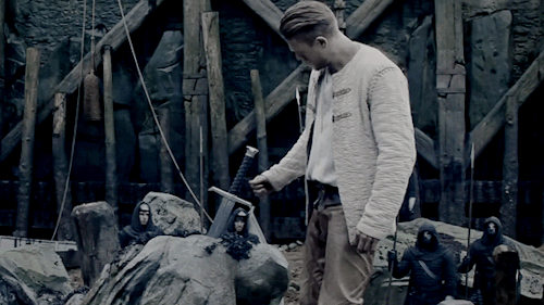 kinghunnam:Pelagius told me once: “There is no worse death than the end of hope.”