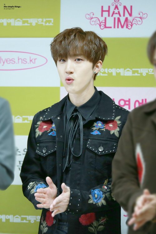 yeo1:  170210 Hanlim Graduation Ceremony cr: The Simple Things | Do not edit