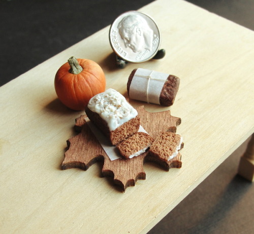 bookofoctober:Tiny pumpkins and fall food miniatures by fairchildart