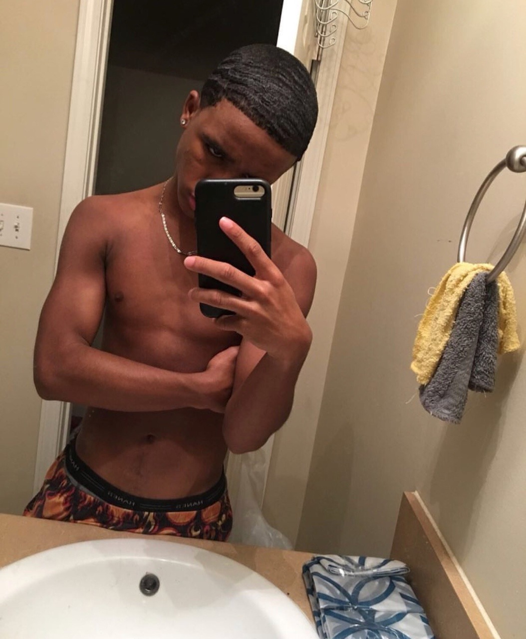 igfavboys:  TAE (PART 2) 💦👀  HML NOW SELLING FOLDERS 🍆