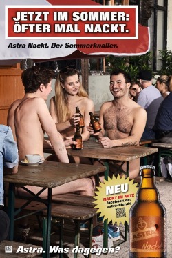 Jetzt im Sommer: Öfter mal nackt. Summertime is now: be more often naked.