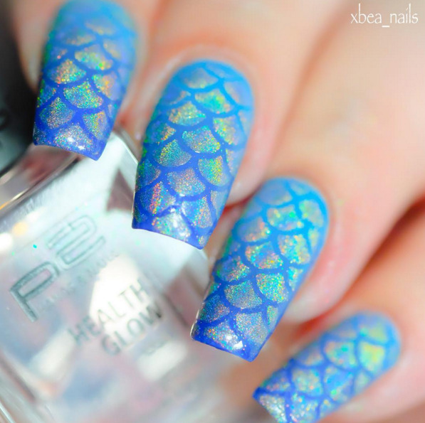 nailpornography:  Holo Chrome Mermaid