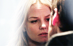 captainpendragonov:  Swan, I know you can’t remember me… but I can make you. 