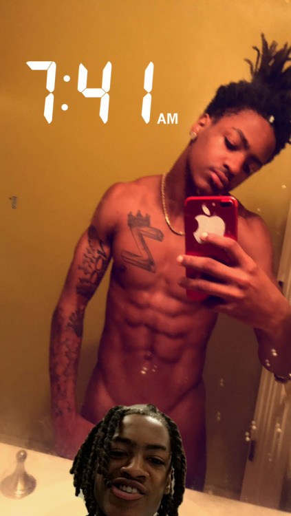 young-baitable-niggas:  youchoseloui:  Alonzo 😍😍  Soooo Alonzo was just hanging out with Brandongottfans I’m not saying anything but ummmmm ATL is the DL capital 🤷🏾‍♂️ let’s not forget Javi (Alonzo’s friend) also spends time with