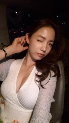 eyecandieskpop:  Ex-Tara Hwayoung 