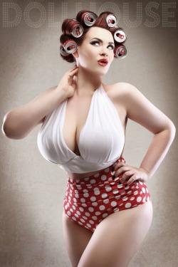 alternative-pinup:  For more High Quality Women visit:High Quality Women