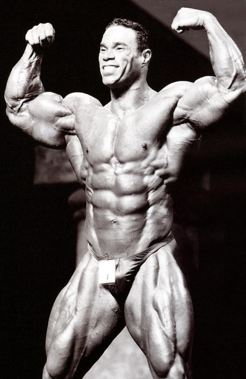 joeysilverado:  Kevin Levrone  Damn I’ve never seen him sans pants, not disappointed in the least.