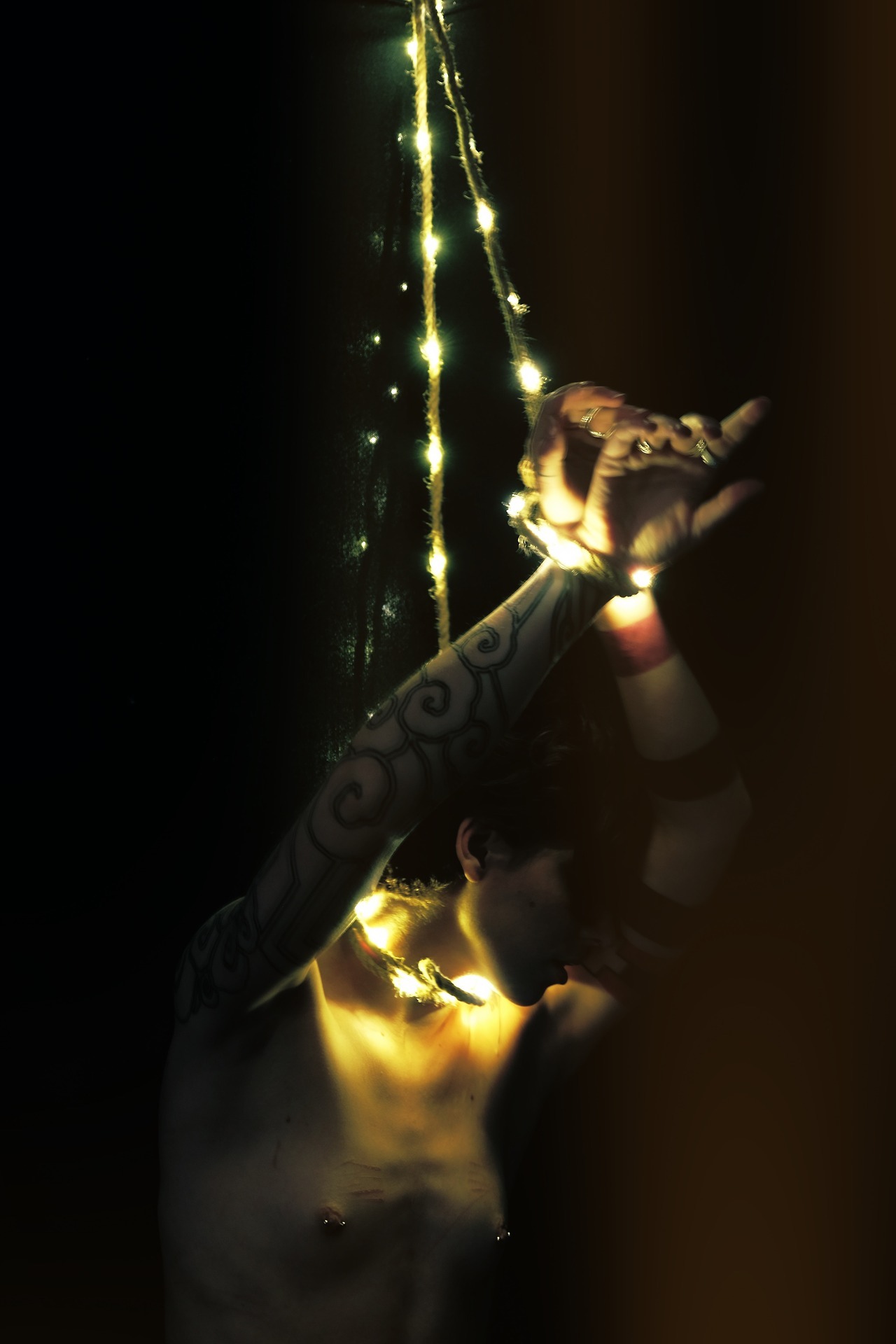 camdamage: “..constellations came apart and reformed and fell in burning streaks.”