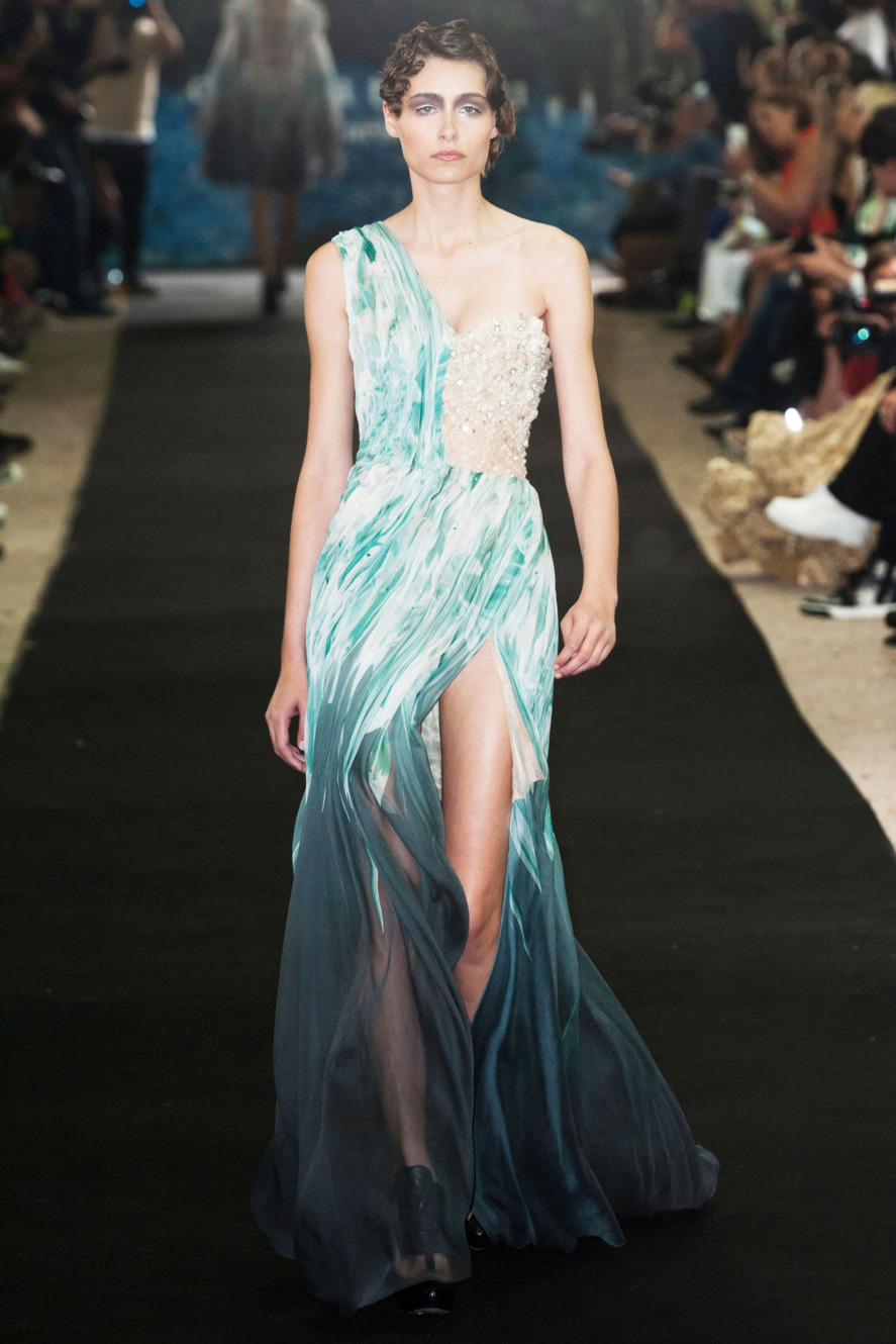 frostedfashions:  On Aura Tout Vu Couture Fall 2014 