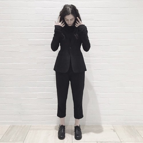 aliciahannahnaomi: Last night; well suited. #rickowens #guidi #aliciahannahnaomi