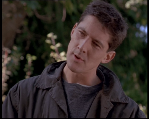 methos-daily:Methos screencaps * The Messenger (2/2) Some might think that that experience is wort