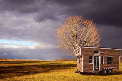 tinyhousetown:The Huckleberry tiny house from Mouse House 