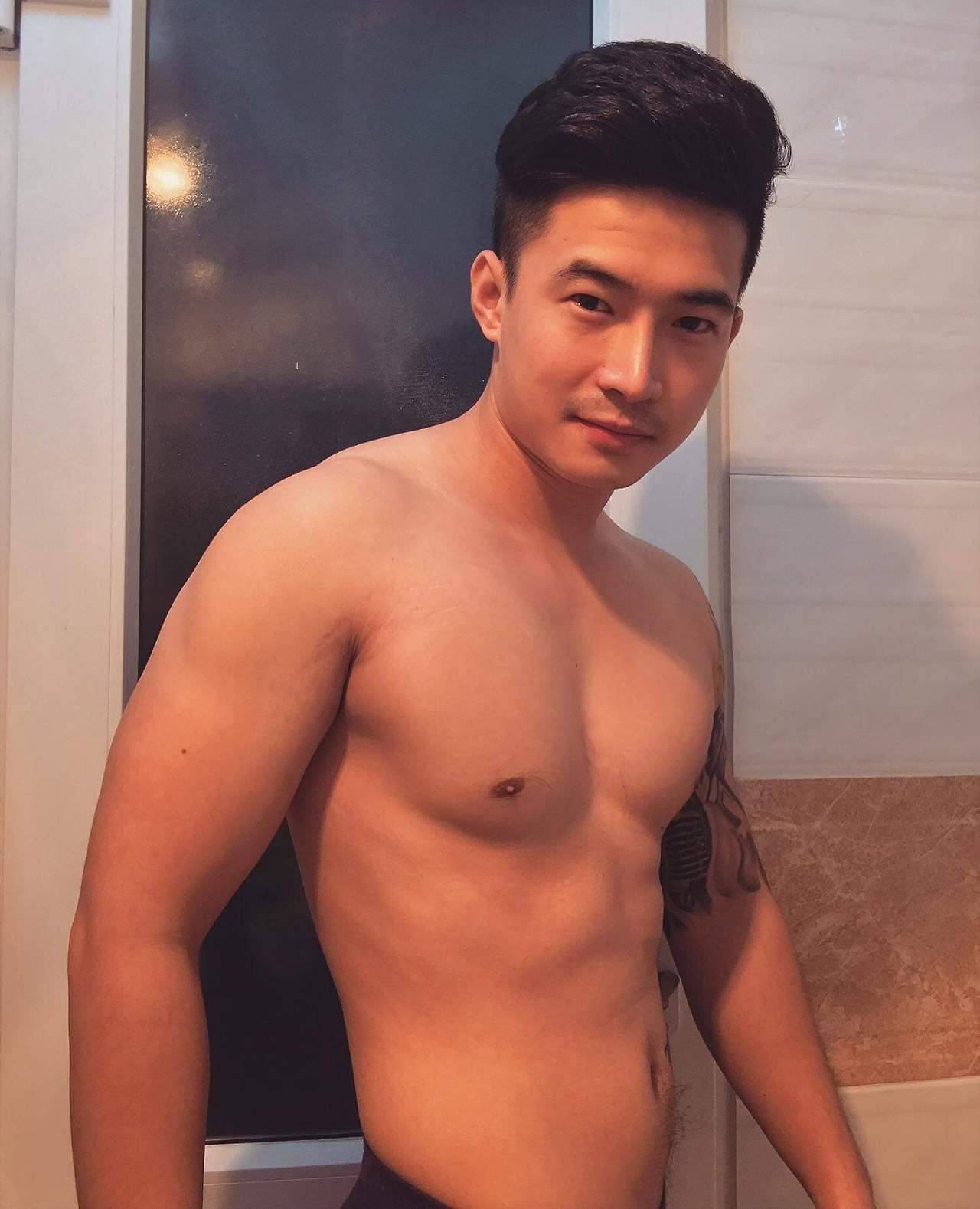 vietmalebeauty:  aznboysparadise:  IG: kienhip  Kien Duy Nguyen