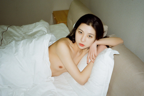 ca-e06:  元订阅2018年一年作品，12个月60套图，共2000多张作品，订阅微信：niunaizhaozedao