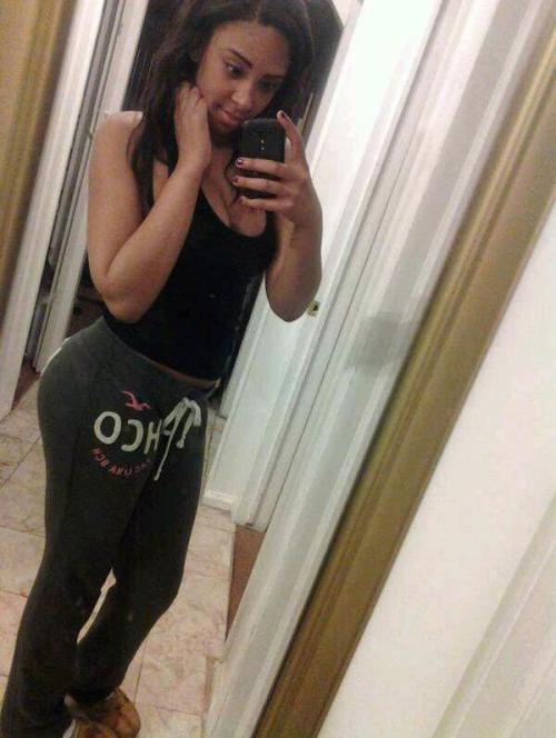 tru-lex:  Cant see my house shoes tho.  But adult photos