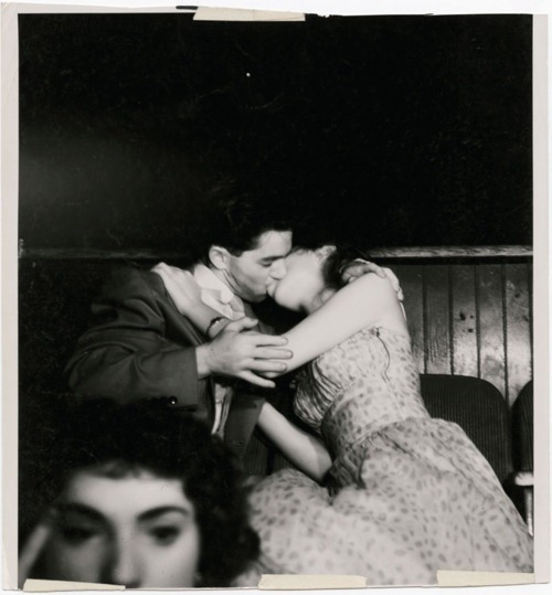 Lovers at the movie 1940′s