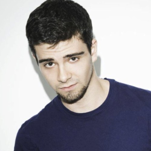 hotfamousmen:  Alex Harrouch  