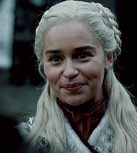 avenqers: #happy khaleesi in the North