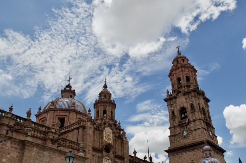 Architecture and clouds | Morelia, Michoacán, MéxicoPhoto: Jadiel Galicia