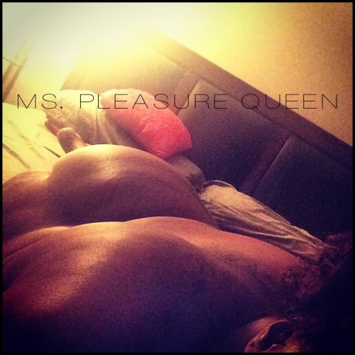 mspleasurequeen: Late night, early morning…  Follow me on Instagram: @_.mspleasure.queen Vine