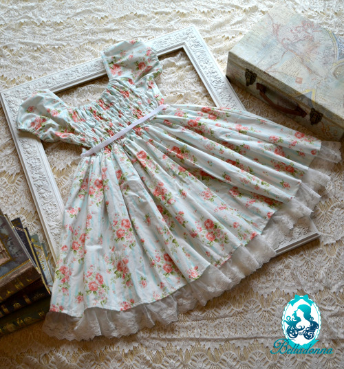  Sweet Rosy Stripe OPThis dress is made with a sweet rose fabric with white lace details. It featu