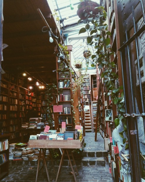 Babilonia Libros. Lugares mágicos de Montevideo. ✨