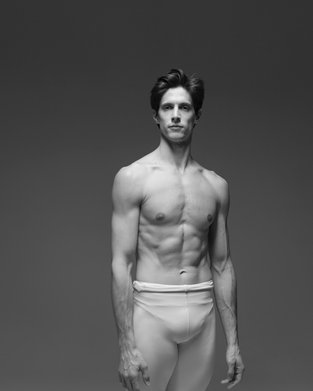 pas-de-duhhh:  Xander Parish principal dancer with Mariinky Ballet photographed by